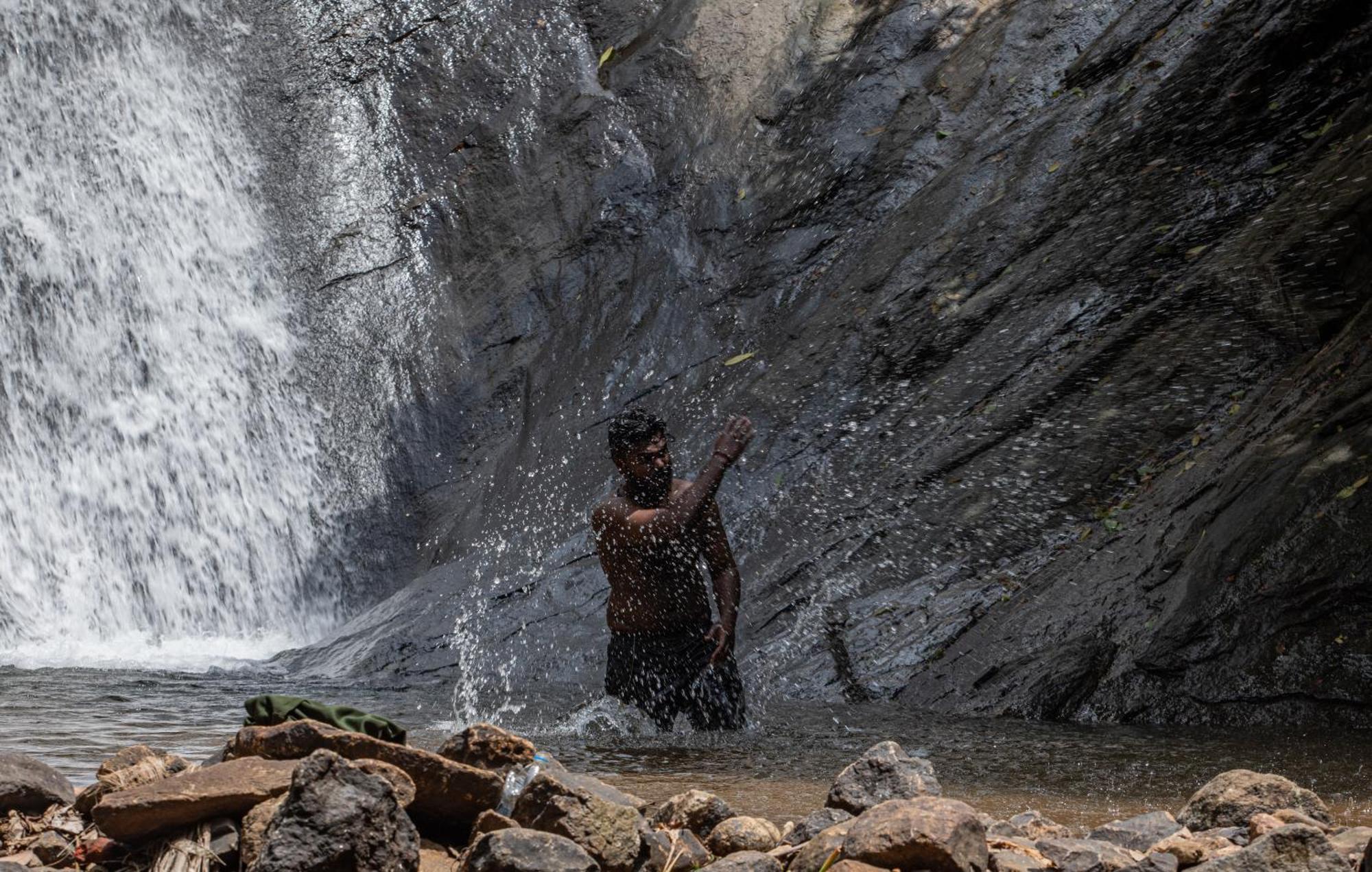 Aruvikuzhy Waterfalls Villa Kozhancheri エクステリア 写真