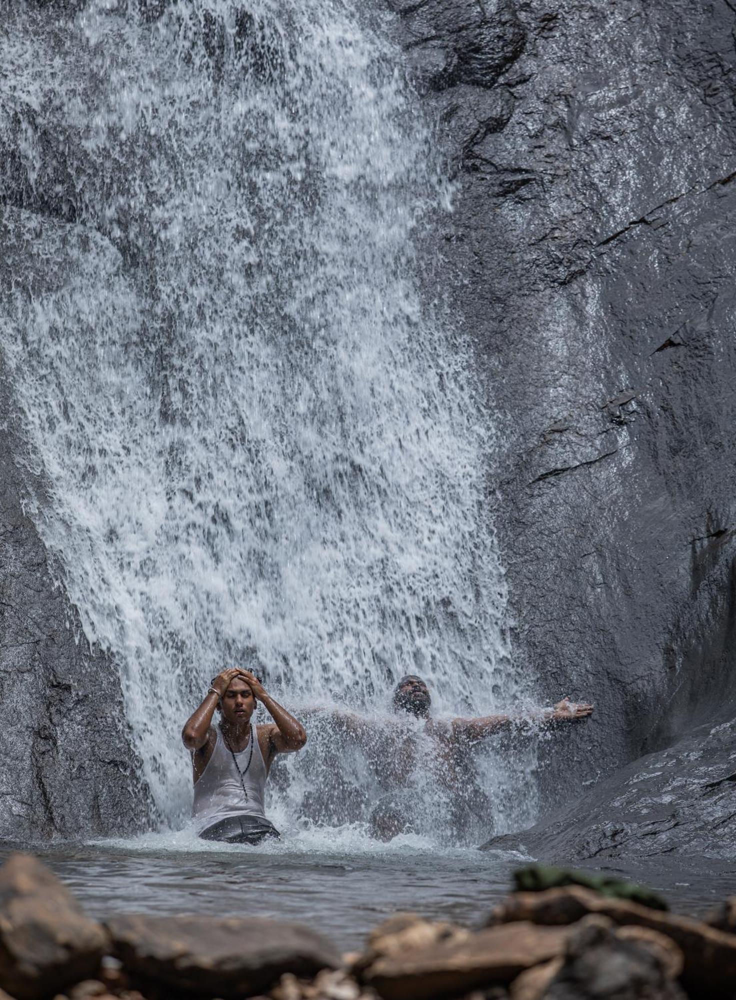 Aruvikuzhy Waterfalls Villa Kozhancheri エクステリア 写真